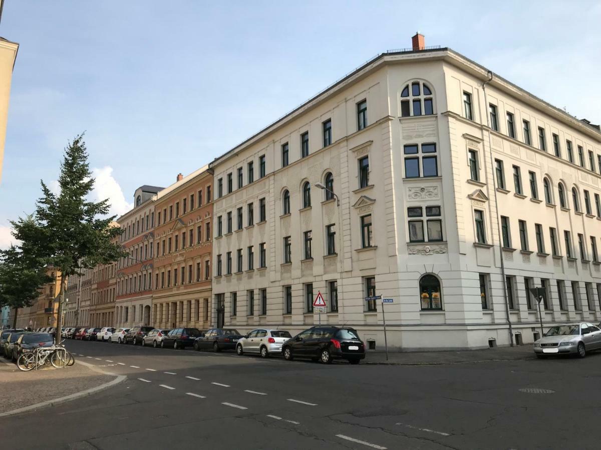 Ferienwohnung Leutzsch Am Leipziger Auenwald Екстер'єр фото