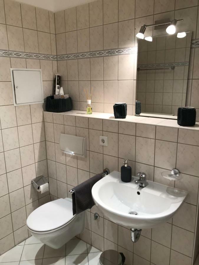 Ferienwohnung Leutzsch Am Leipziger Auenwald Екстер'єр фото